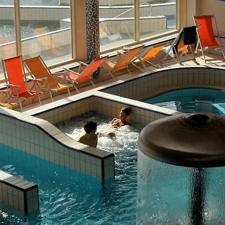Velence & Hotel Kapolnasnyek