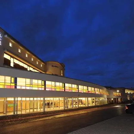Hotel Velence &